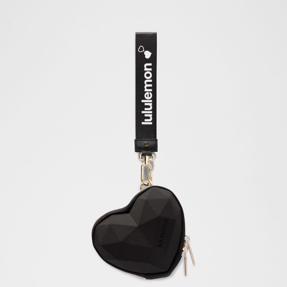 NWT LULULEMON HEART WRISTLET BLACK GOLD - Picture 2 of 9